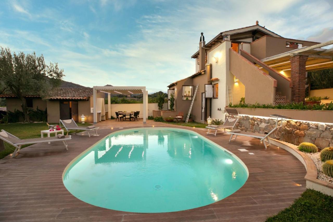 Villa Alcantara Di Charme Graniti ภายนอก รูปภาพ