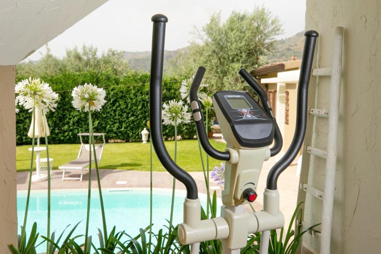 Villa Alcantara Di Charme Graniti ภายนอก รูปภาพ